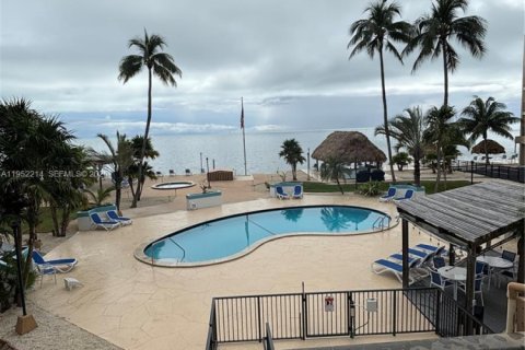 Купить кондоминиум в Исламорада, Вилладж оф Айлендс, Флорида 2 спальни, № 2006581 - фото 25