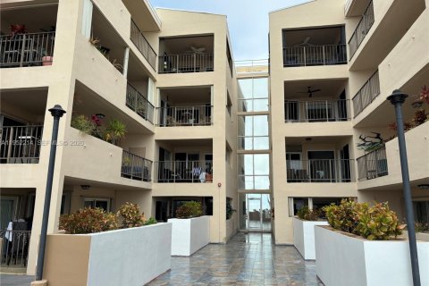 Купить кондоминиум в Исламорада, Вилладж оф Айлендс, Флорида 2 спальни, № 2006581 - фото 8