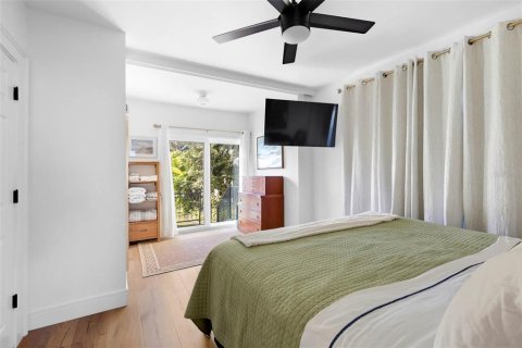 Casa en venta en Saint Pete Beach, Florida, 3 dormitorios, 208.29 m2 № 2377517 - foto 25
