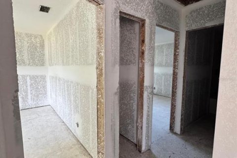 Villa ou maison à vendre à Saint Petersburg, Floride: 3 chambres, 153.85 m2 № 2431807 - photo 11