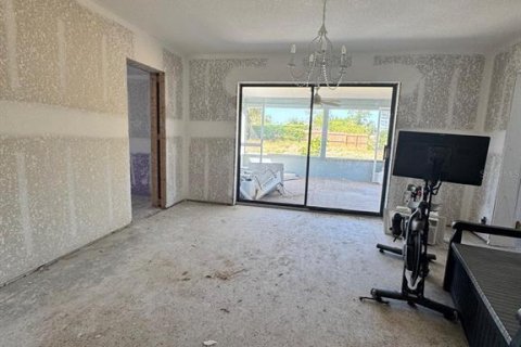Villa ou maison à vendre à Saint Petersburg, Floride: 3 chambres, 153.85 m2 № 2431807 - photo 4