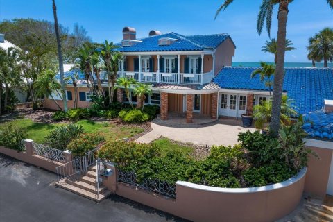 House in Clearwater, Florida 5 bedrooms, 503.62 sq.m. № 1812844 - photo 3