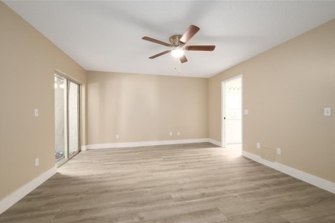 Casa en venta en Winter Park, Florida, 3 dormitorios, 147.9 m2 № 1902152 - foto 16