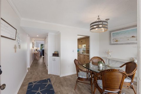 Condo in Longboat Key, Florida, 2 bedrooms  № 1685183 - photo 12