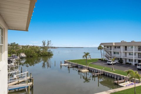 Condo in Longboat Key, Florida, 2 bedrooms  № 1685183 - photo 4