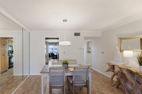 Condo in Longboat Key, Florida, 2 bedrooms  № 1685183 - photo 11