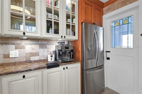 House in New Smyrna Beach, Florida 3 bedrooms, 152.55 sq.m. № 2266341 - photo 28