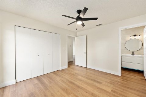Apartment in Ocala, Florida 2 bedrooms, 317.45 sq.m. № 2215175 - photo 20