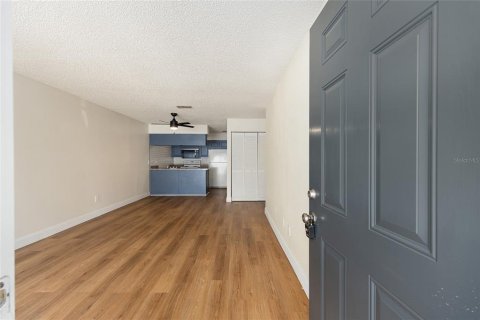 Apartment in Ocala, Florida 2 bedrooms, 317.45 sq.m. № 2215175 - photo 7