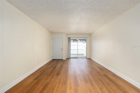 Apartment in Ocala, Florida 2 bedrooms, 317.45 sq.m. № 2215175 - photo 10