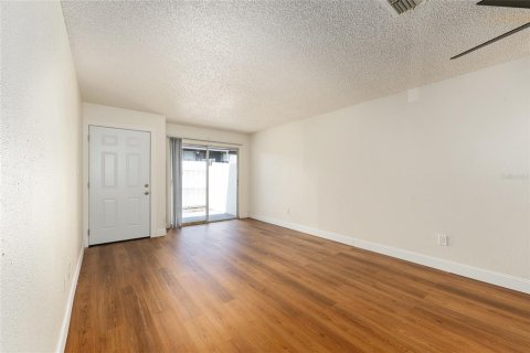 Apartment in Ocala, Florida 2 bedrooms, 317.45 sq.m. № 2215175 - photo 11