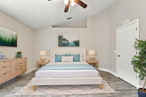 House in Sanford, Florida 3 bedrooms, 123.75 sq.m. № 2400475 - photo 15