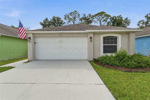 House in Sanford, Florida 3 bedrooms, 123.75 sq.m. № 2400475