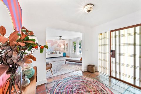 Casa en venta en Pinecrest, Florida, 5 dormitorios, 255.95 m2 № 1399801 - foto 9
