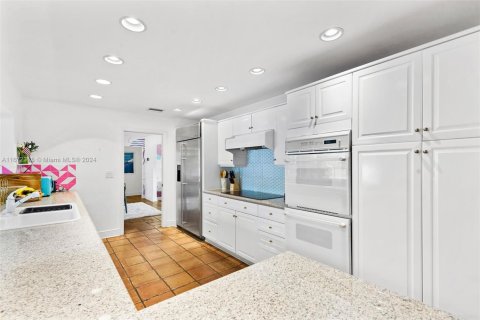 Casa en venta en Pinecrest, Florida, 5 dormitorios, 255.95 m2 № 1399801 - foto 27