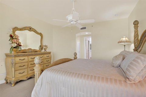 Copropriété à vendre à North Fort Myers, Floride: 3 chambres, 192.4 m2 № 2114328 - photo 19