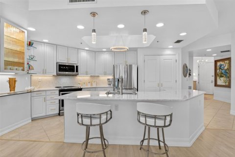 Copropriété à vendre à North Fort Myers, Floride: 3 chambres, 192.4 m2 № 2114328 - photo 7