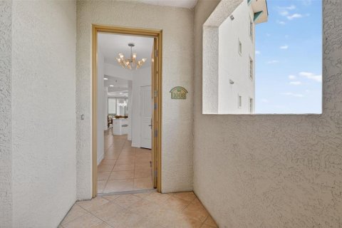 Copropriété à vendre à North Fort Myers, Floride: 3 chambres, 192.4 m2 № 2114328 - photo 14