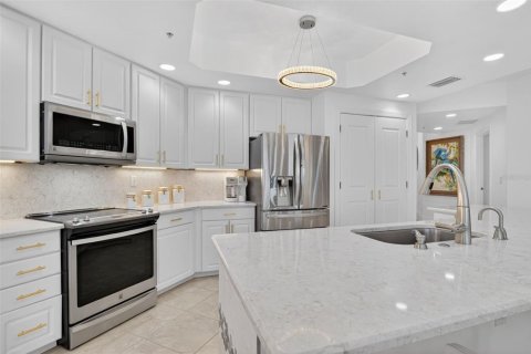 Copropriété à vendre à North Fort Myers, Floride: 3 chambres, 192.4 m2 № 2114328 - photo 8
