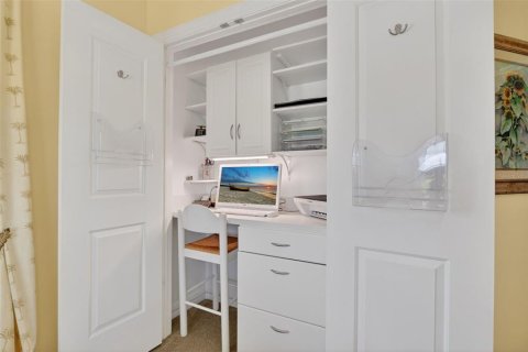 Copropriété à vendre à North Fort Myers, Floride: 3 chambres, 192.4 m2 № 2114328 - photo 23