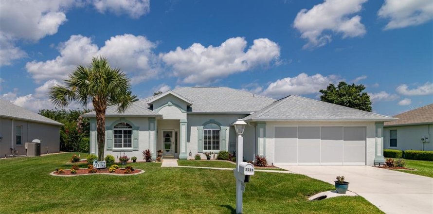 House in Ocala, Florida 2 bedrooms, 155.33 sq.m. № 1902481
