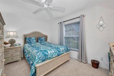 House in Punta Gorda, Florida 2 bedrooms, 127.37 sq.m. № 1916214 - photo 17