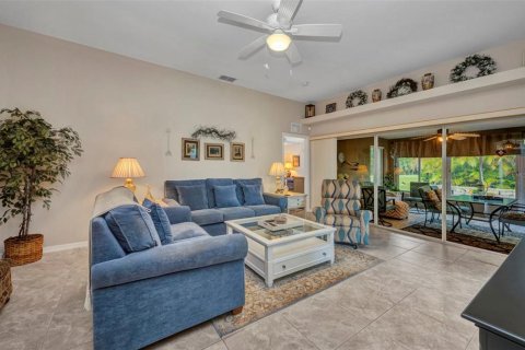 House in Punta Gorda, Florida 2 bedrooms, 127.37 sq.m. № 1916214 - photo 4