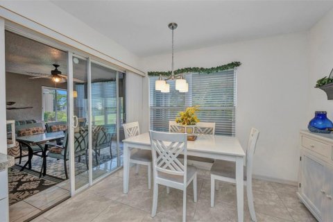 House in Punta Gorda, Florida 2 bedrooms, 127.37 sq.m. № 1916214 - photo 12