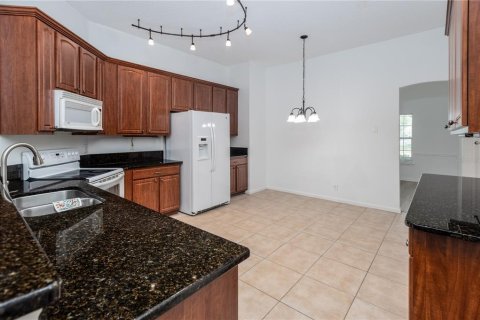 House in Jacksonville, Florida 4 bedrooms, 199.65 sq.m. № 1778845 - photo 4