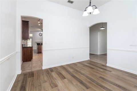 House in Jacksonville, Florida 4 bedrooms, 199.65 sq.m. № 1778845 - photo 13