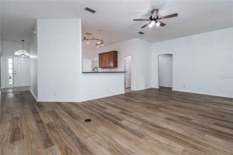 House in Jacksonville, Florida 4 bedrooms, 199.65 sq.m. № 1778845 - photo 18