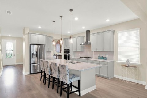 House in Minneola, Florida 5 bedrooms, 298.31 sq.m. № 1529961 - photo 5