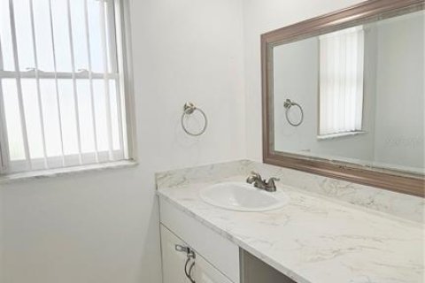 Купить виллу или дом в Спринг-Хилл, Флорида 5 комнат, 167.32м2, № 2259032 - фото 22