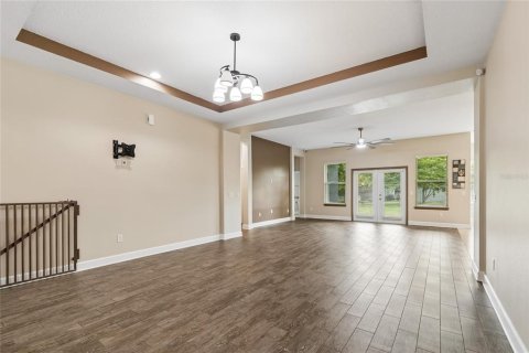 House in Wesley Chapel, Florida 4 bedrooms, 252.32 sq.m. № 2152257 - photo 11