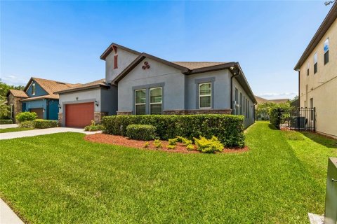 House in Wesley Chapel, Florida 4 bedrooms, 252.32 sq.m. № 2152257 - photo 8