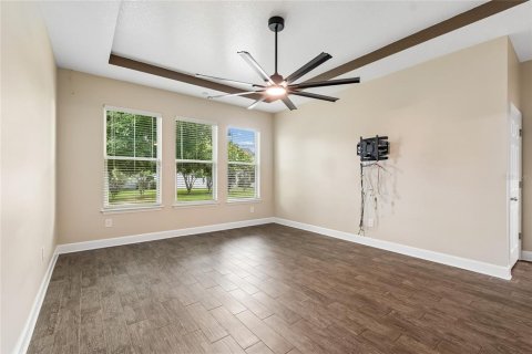 House in Wesley Chapel, Florida 4 bedrooms, 252.32 sq.m. № 2152257 - photo 20