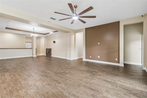House in Wesley Chapel, Florida 4 bedrooms, 252.32 sq.m. № 2152257 - photo 13