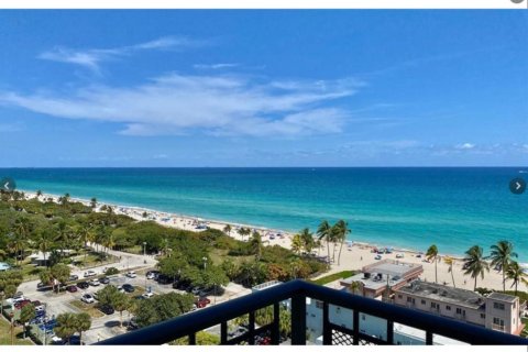 Condo in Hollywood, Florida, 2 bedrooms № 2175507