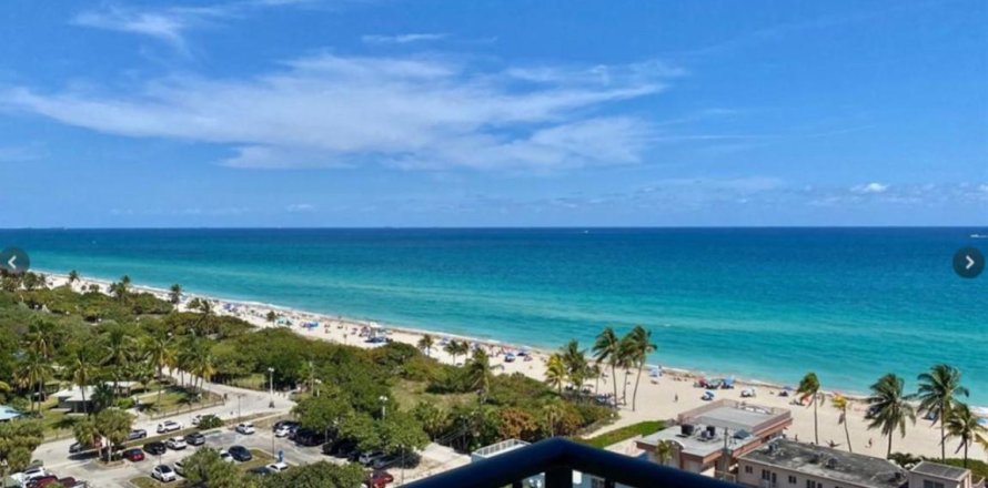 Condo in Hollywood, Florida, 2 bedrooms № 2175507