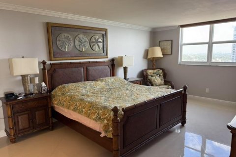 Condo in Hollywood, Florida, 2 bedrooms № 2175507 - photo 11