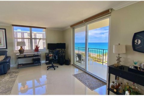 Condo in Hollywood, Florida, 2 bedrooms № 2175507 - photo 5