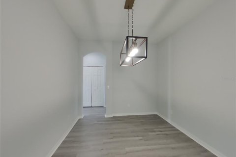Casa en alquiler en Seffner, Florida, 4 dormitorios, 172.89 m2 № 1851609 - foto 4