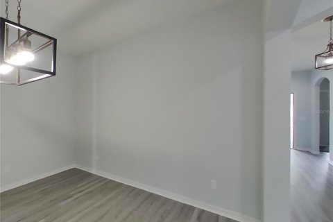 Casa en alquiler en Seffner, Florida, 4 dormitorios, 172.89 m2 № 1851609 - foto 5