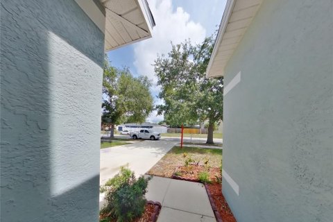 Casa en alquiler en Seffner, Florida, 4 dormitorios, 172.89 m2 № 1851609 - foto 19