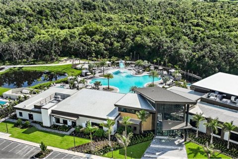 Casa en venta en Kissimmee, Florida, 6 dormitorios, 239.22 m2 № 1847505 - foto 25