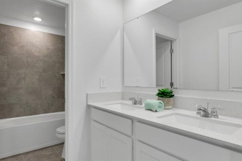 Casa en venta en Kissimmee, Florida, 6 dormitorios, 239.22 m2 № 1847505 - foto 5