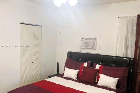 Купить коммерческую недвижимость в Хайалиа, Флорида 260.96м2, № 2012313 - фото 6