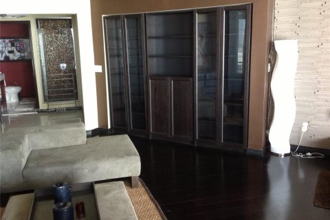 Copropriété à louer à Miami, Floride: 1 chambre, 124.21 m2 № 1956249 - photo 26