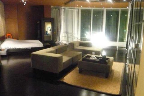 Copropriété à louer à Miami, Floride: 1 chambre, 124.21 m2 № 1956249 - photo 20