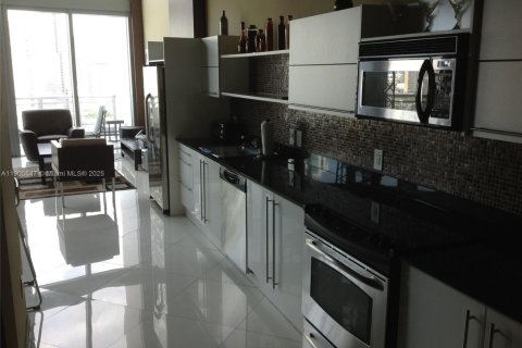 Copropriété à louer à Miami, Floride: 1 chambre, 124.21 m2 № 1956249 - photo 2